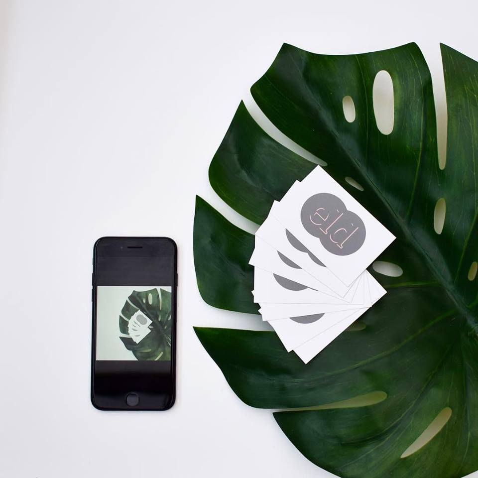 Mobile Device vs.&nbsp;DSLR